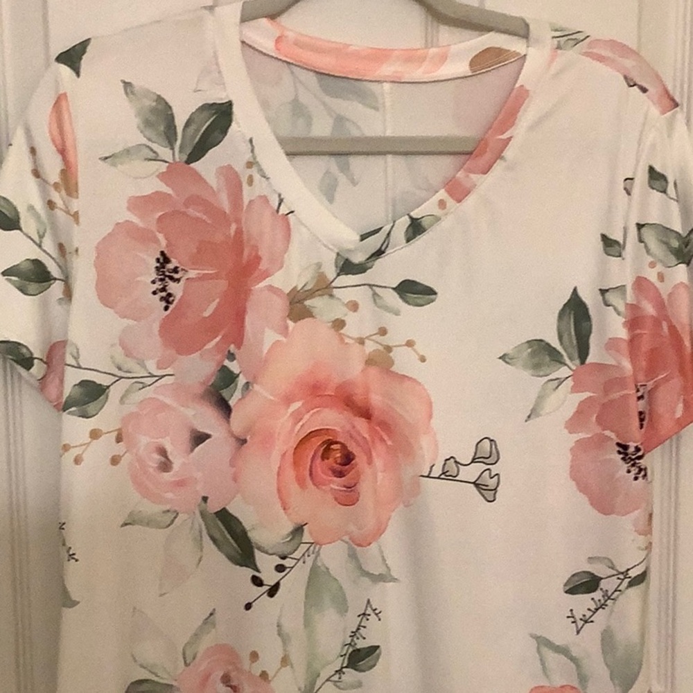 Floral V-Neck T-Shirt